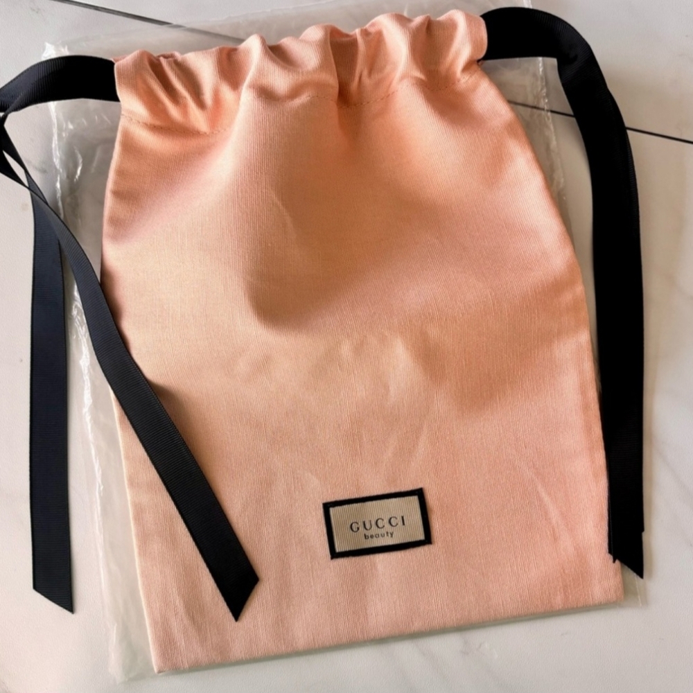 GUCCI Beauty pink peach makeup pouch cosmetic case drawstring bag pouch canvas
